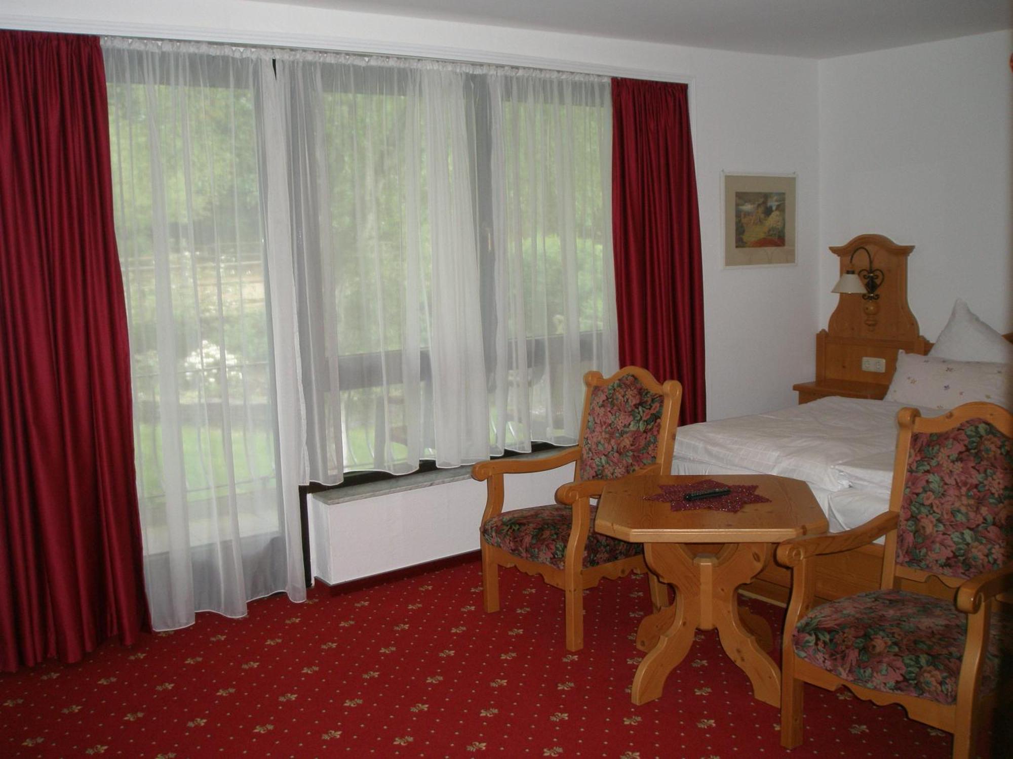 Landhotel Am Wenzelbach 프룸 외부 사진